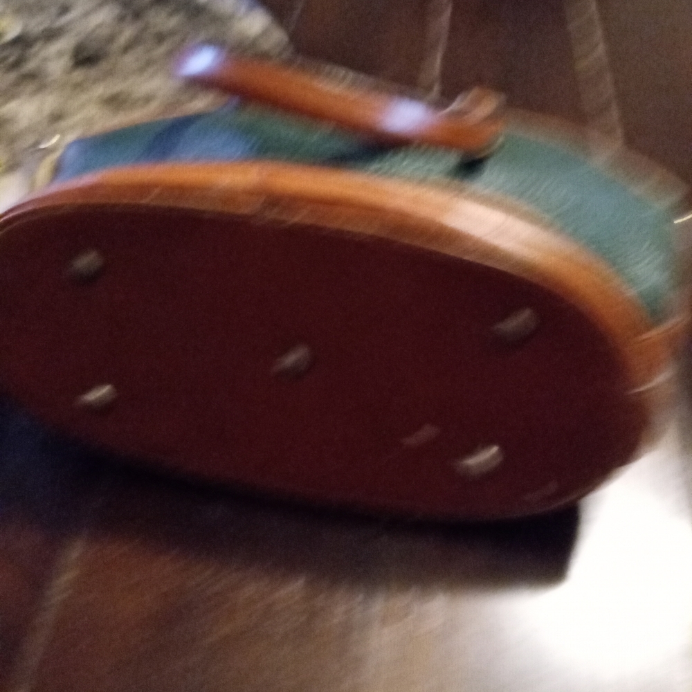 Purses - Picture 3 of 6